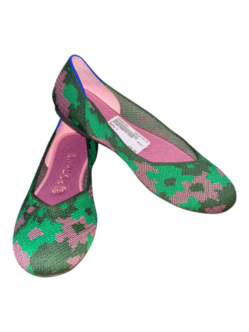 Vist Large View of Product Image Which is Used Rothy's Flats 7.5