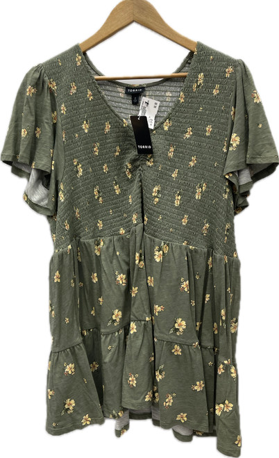 Vist Large View of Product Image Which is Used Torrid Short Sleeve Top 2X-20