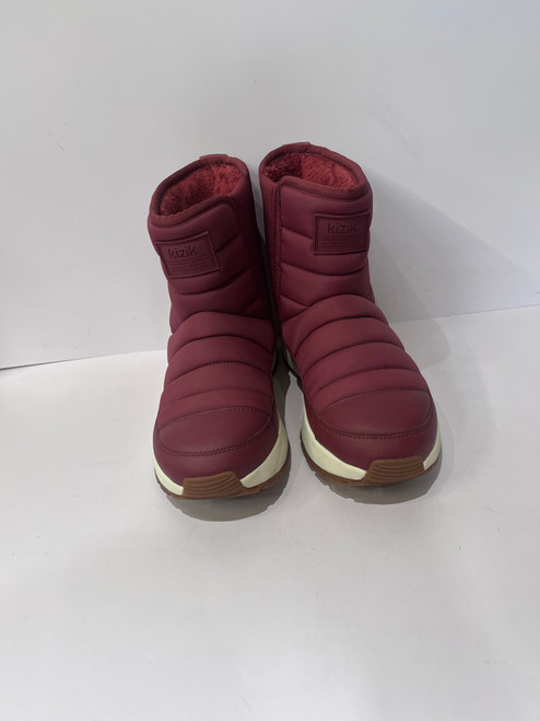 Vist Large View of Product Image Which is Used Kizik Outerwear Boots 10