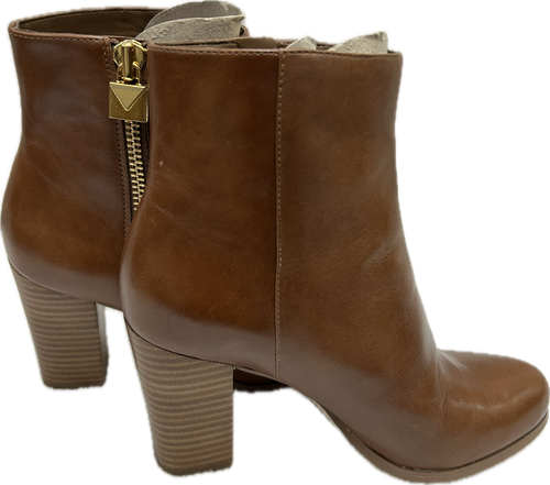 Vist Large View of Product Image Which is Used Michael Michael Kors Ankle Boots 6