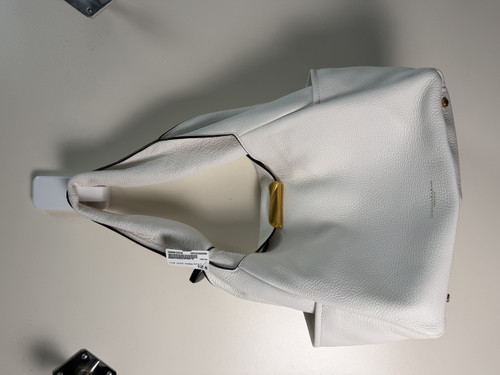 Vist Large View of Product Image Which is Used Unbranded Large Leather Handbag