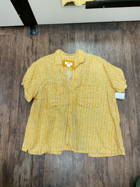 Vist Large View of Product Image Which is Used Maeve Short Sleeve Top L-12/14