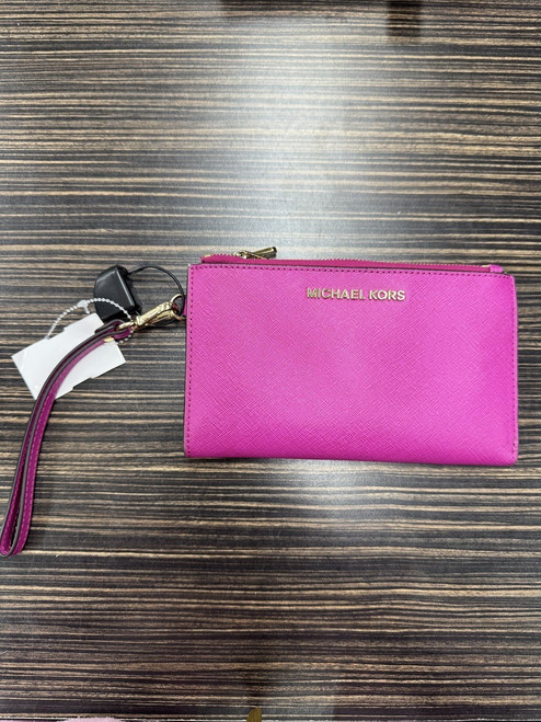 Vist Large View of Product Image Which is Used Michael Michael Kors Large Leather Handbag