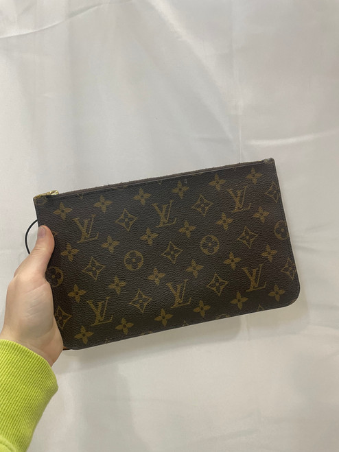 Vist Large View of Product Image Which is Used Louis Vuitton Small Leather Handbag