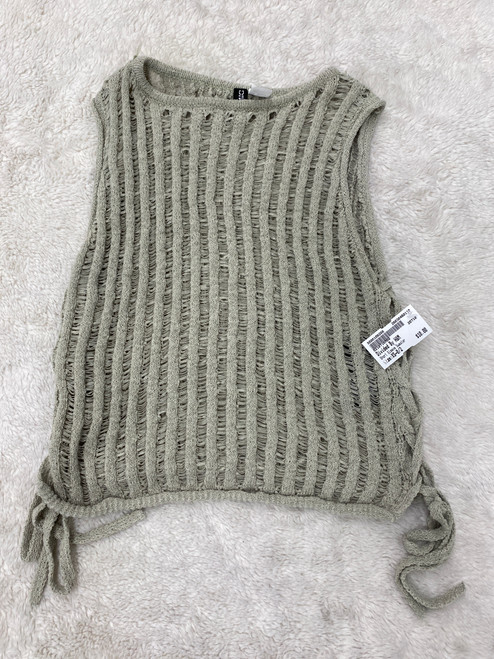 Vist Large View of Product Image Which is Used Divided By H&M Short Sleeve Sweater XS-0/2