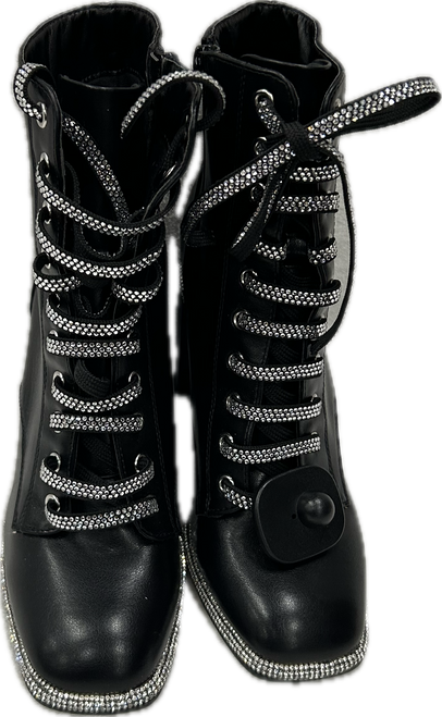 Vist Large View of Product Image Which is Used Unbranded Ankle Boots 8.5