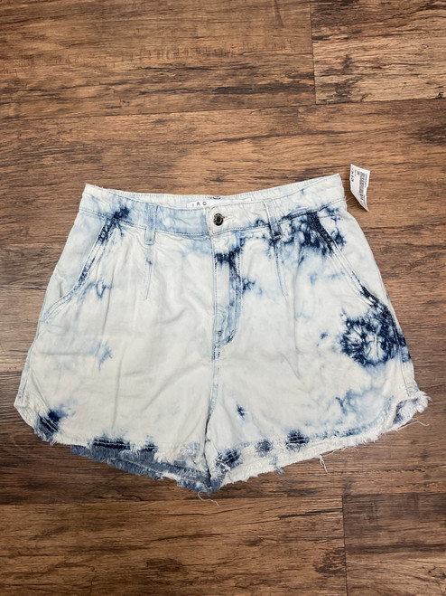 Vist Large View of Product Image Which is Used IRO Shorts 8-29