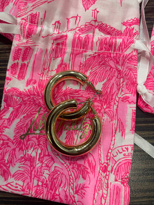 Vist Large View of Product Image Which is Used Lilly P  Earrings