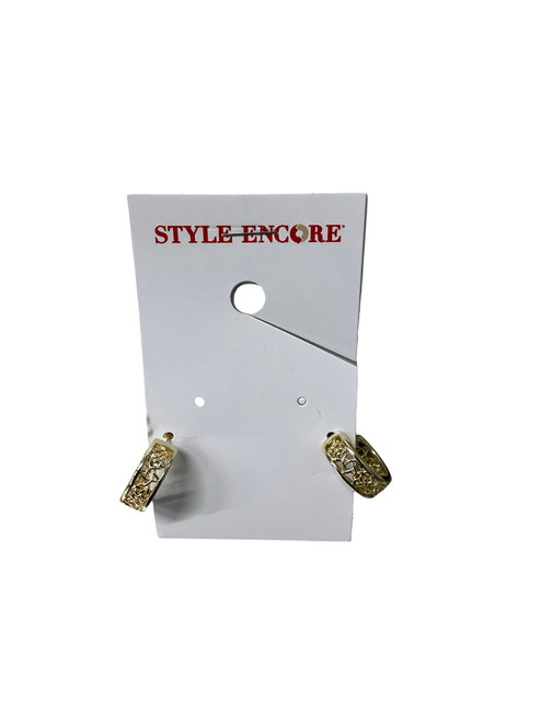 Vist Large View of Product Image Which is Used Kendra Scott Earrings