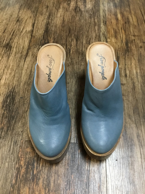 Vist Large View of Product Image Which is Free people Used Unbranded High Heels 6.5