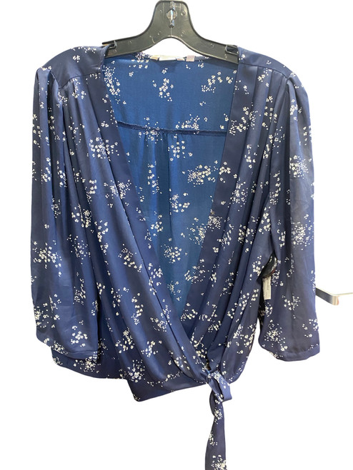 Vist Large View of Product Image Which is Used Reitmans Short Sleeve Top XXL-20