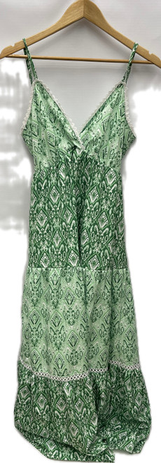 Vist Large View of Product Image Which is Used Unbranded Long Dress B M-8/10