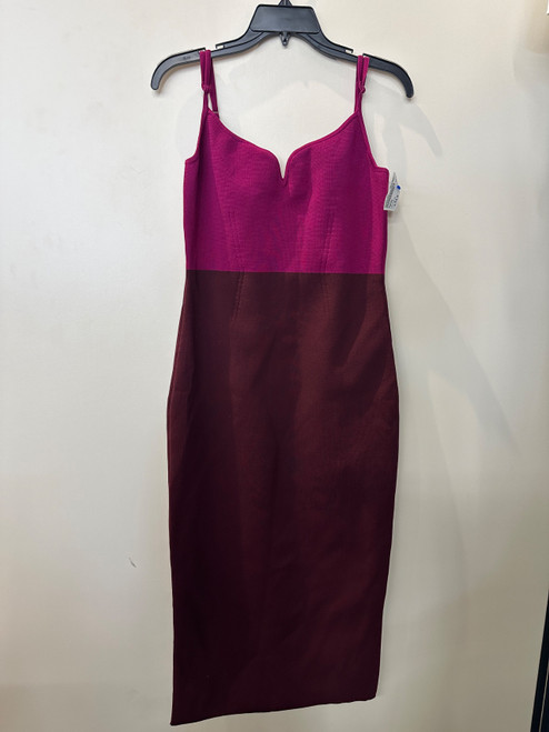 Vist Large View of Product Image Which is Used Express Long Dress B M-8/10