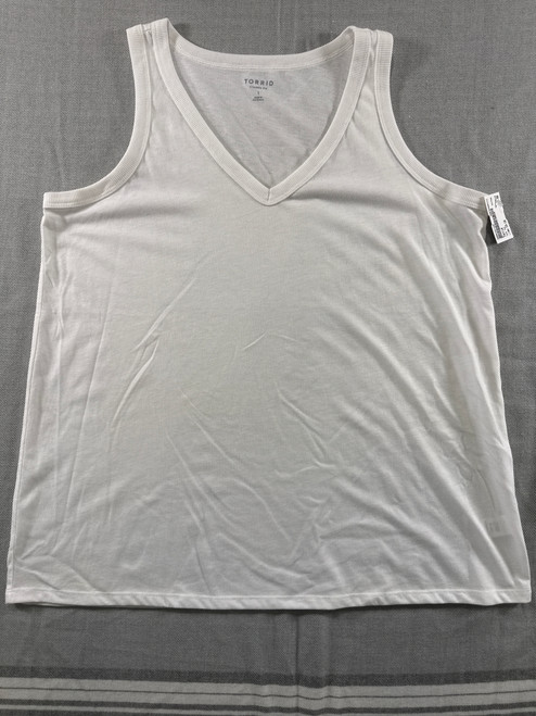Vist Large View of Product Image Which is Used Torrid Tank Top 1X-18