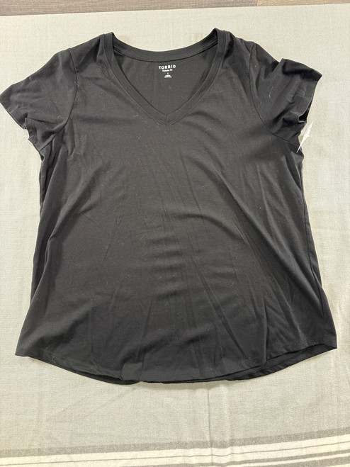Vist Large View of Product Image Which is Used Torrid T-Shirt 1X-18
