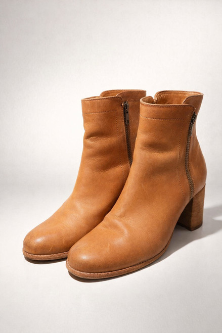Vist Large View of Product Image Which is Used Frye Ankle Boots 8