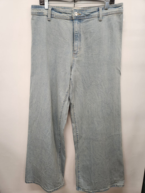 Vist Large View of Product Image Which is Used Universal Threads Denim 12-31