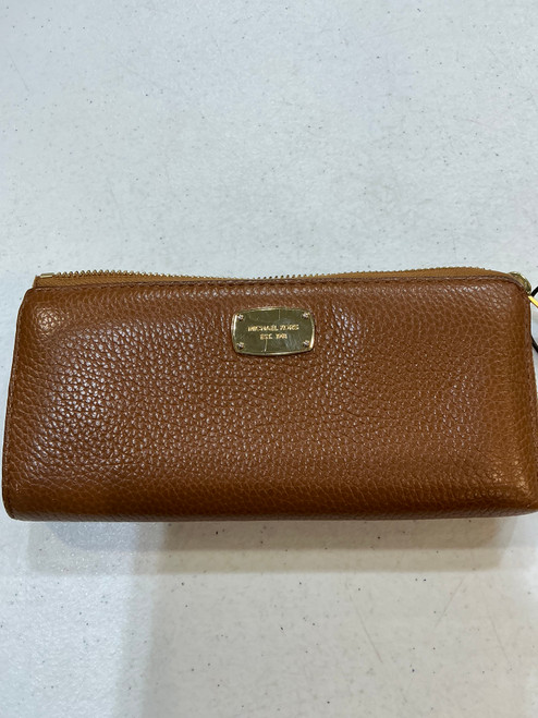 Vist Large View of Product Image Which is Used Michael Kors Leather Wallet
