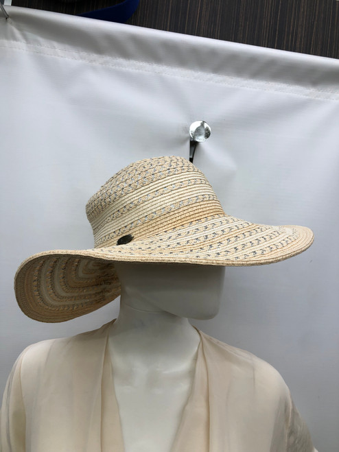 Vist Large View of Product Image Which is Used Unbranded Summer Hat M 8-10/28-30