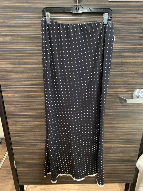 Vist Large View of Product Image Which is Used Shein Long Skirt 12-31