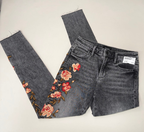 Vist Large View of Product Image Which is Used Driftwood Denim 2-26