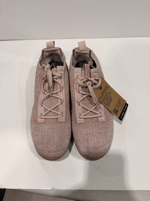 Vist Large View of Product Image Which is Used Nike Performance Shoes 11