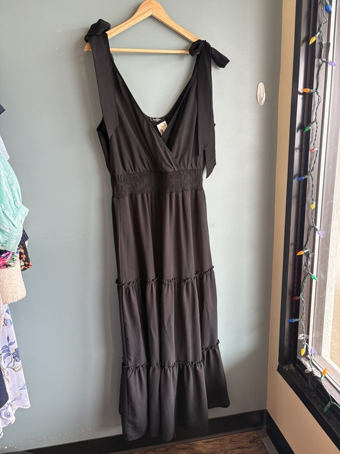 Vist Large View of Product Image Which is Used Unbranded Long Dress F XL-16