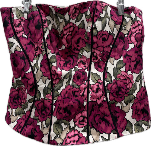 Vist Large View of Product Image Which is Used White House Black Market Sleeveless Top L-12/14