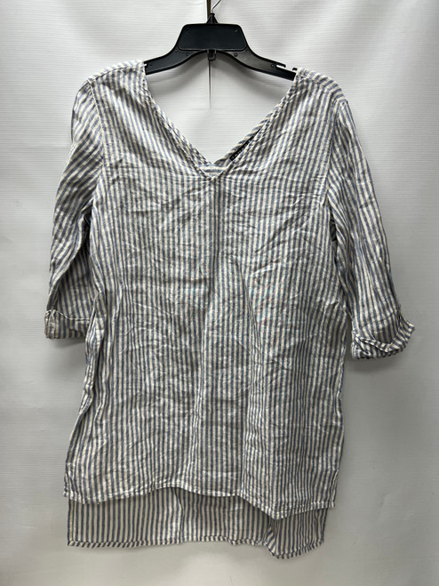 Vist Large View of Product Image Which is Used Tahari Short Sleeve Top S-4/6
