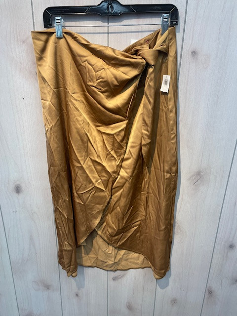 Vist Large View of Product Image Which is Used Old Navy Long Skirt L 12-14/31-32