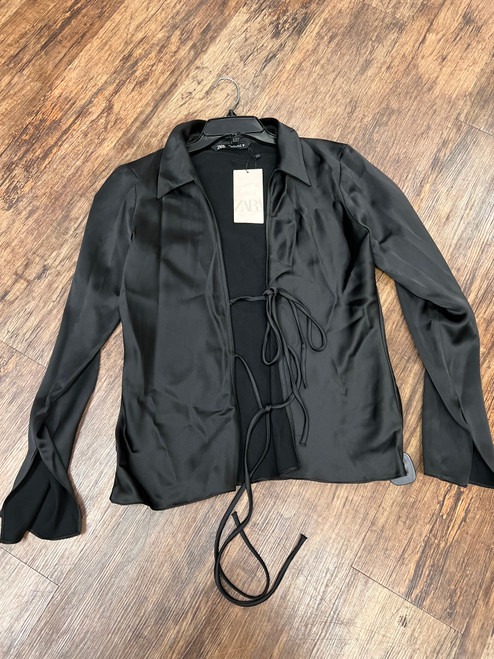 Vist Large View of Product Image Which is Used Zara Long Sleeve Top L-12/14