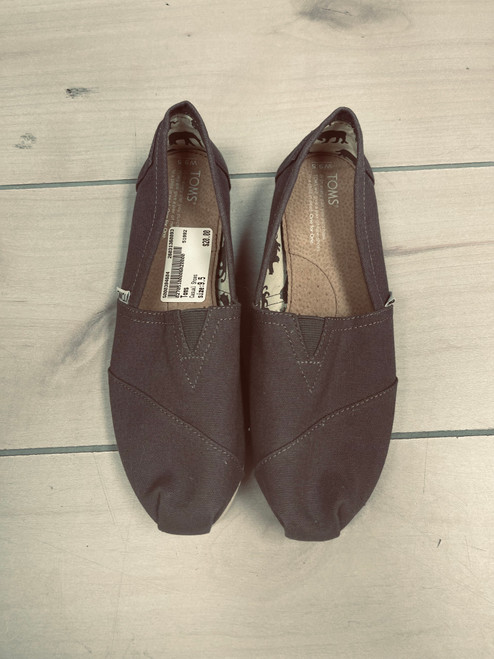 Vist Large View of Product Image Which is Used Toms Casual Shoes 9.5