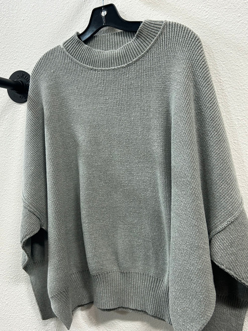 Vist Large View of Product Image Which is Used Unbranded Heavyweight Sweater S-4/6