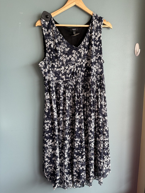 Vist Large View of Product Image Which is Used Simply Vera Wang Long Dress F XL-16