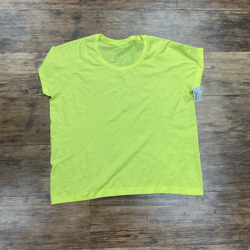 Vist Large View of Product Image Which is Used Lululemon Athletica Active Short Sleeve XL-16