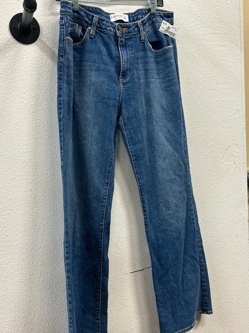 Vist Large View of Product Image Which is Used Unbranded Denim 12-31