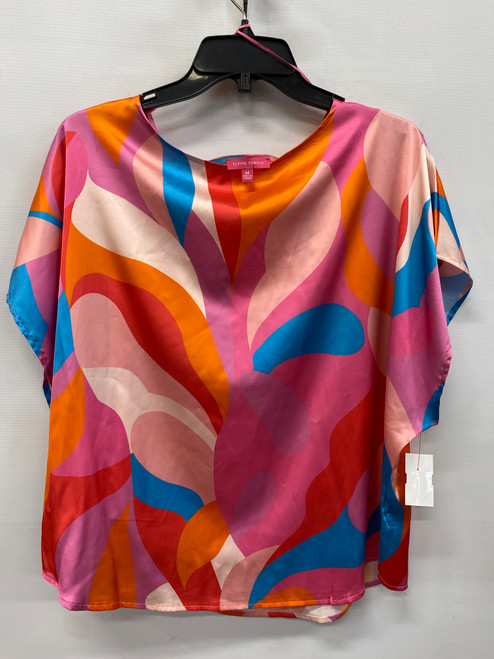 Vist Large View of Product Image Which is Used Flying Tomato Short Sleeve Top M-8/10