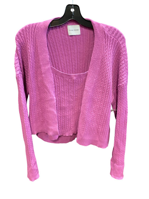 Vist Large View of Product Image Which is Used Pink Rose Lightweight Sweater M-8/10