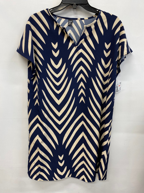 Vist Large View of Product Image Which is Used Shein Short Dress F M-8/10