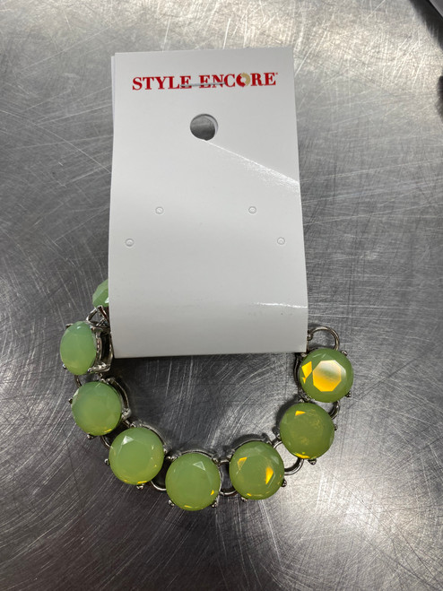 Vist Large View of Product Image Which is Used Unbranded Bracelet