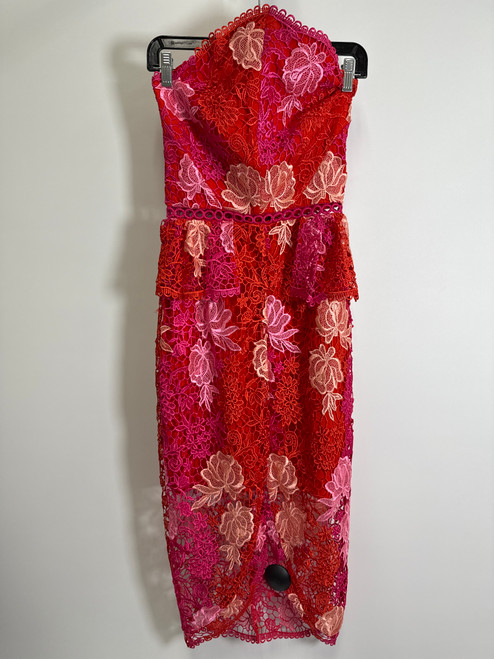 Vist Large View of Product Image Which is Used Elliat Long Dress B S-4/6