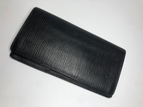 Vist Large View of Product Image Which is Used Louis Vuitton Leather Wallet