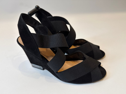 Vist Large View of Product Image Which is Used Tory Burch High Heels 9