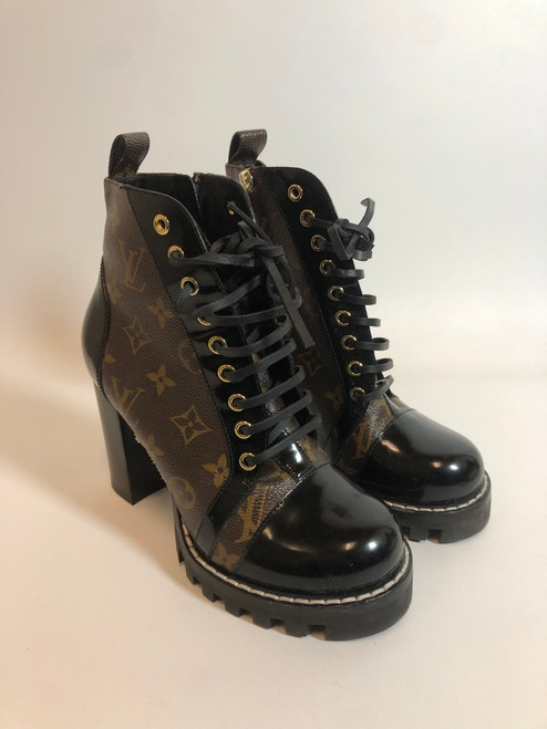 Vist Large View of Product Image Which is Used Louis Vuitton Boots  7