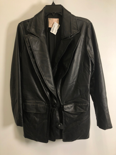 Vist Large View of Product Image Which is Used Hutch Short Light Jacket S-4/6