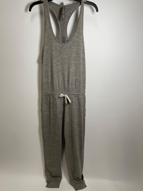Vist Large View of Product Image Which is Used Vuori Jumpsuit S-4/6