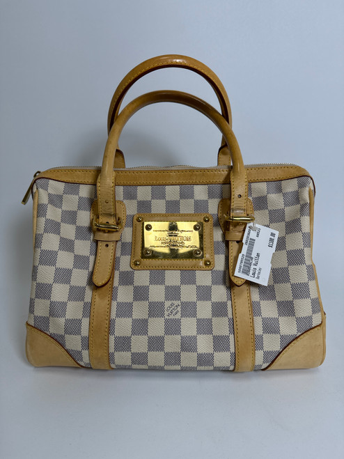 Vist Large View of Product Image Which is Used Louis Vuitton Berkeley Handbag