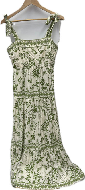 Vist Large View of Product Image Which is Used Unbranded Long Dress B M-8/10