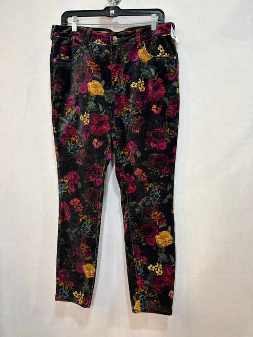Vist Large View of Product Image Which is Used Pilcro Casual Pant 12-31
