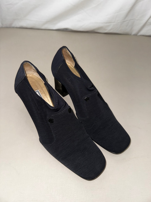 Vist Large View of Product Image Which is Used Gianni Versace Low Heels 6.5